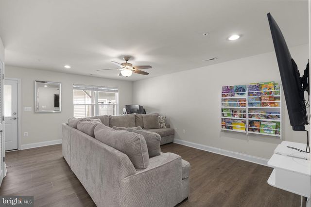 11279 ST LUKE DR, White Plains, MD 20695