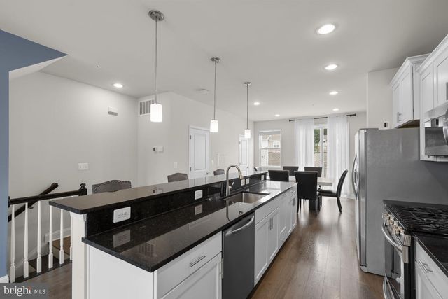 11279 ST LUKE DR, White Plains, MD 20695