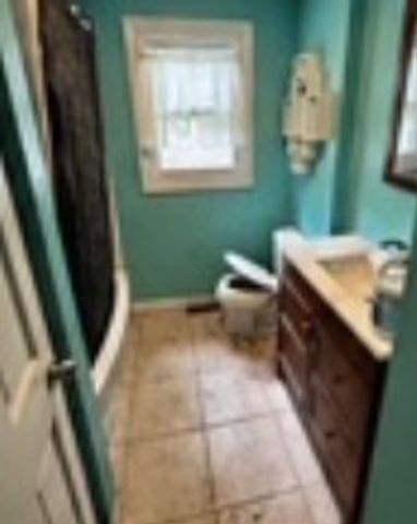 251 Butman Rd, Lowell, MA 01852