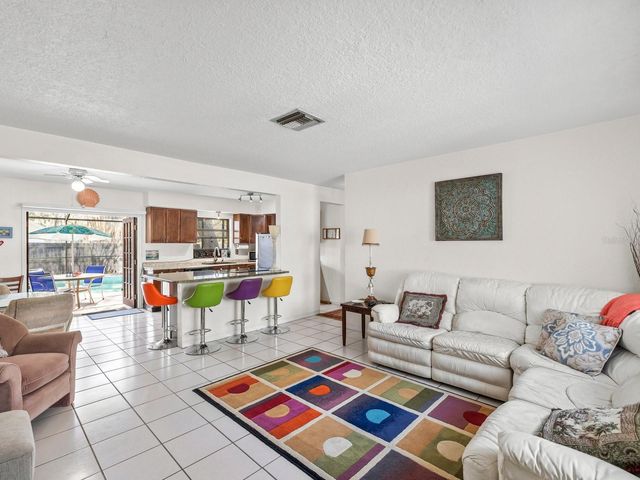 420 CROSSWINDS DRIVE, Palm Harbor, FL 34683