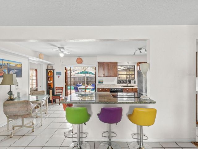 420 CROSSWINDS DRIVE, Palm Harbor, FL 34683