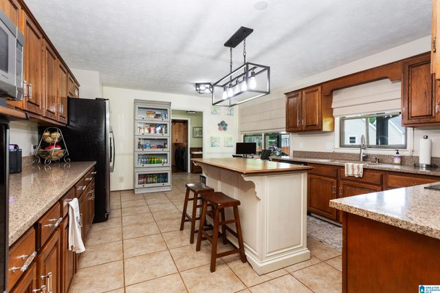 141 LINDSAY LANE, Lincoln, AL 35096