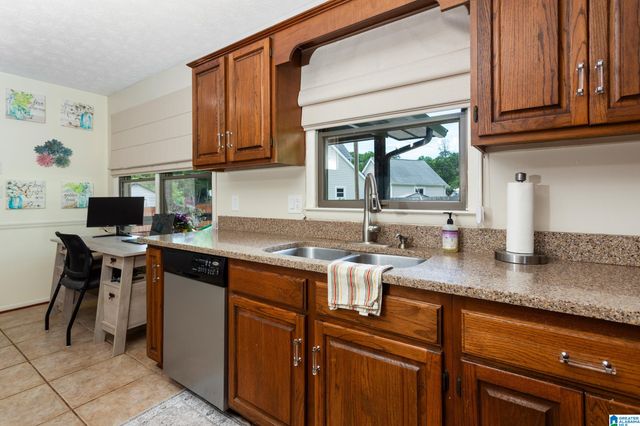 141 LINDSAY LANE, Lincoln, AL 35096
