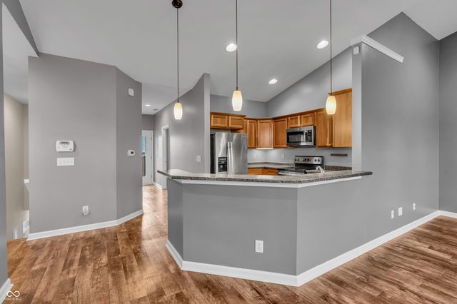 1635 N College Avenue 4, Indianapolis, IN 46202