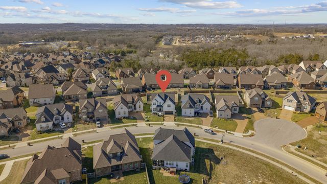 188 Karen Dr, Mount Juliet, TN 37122
