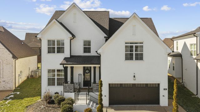 188 Karen Dr, Mount Juliet, TN 37122