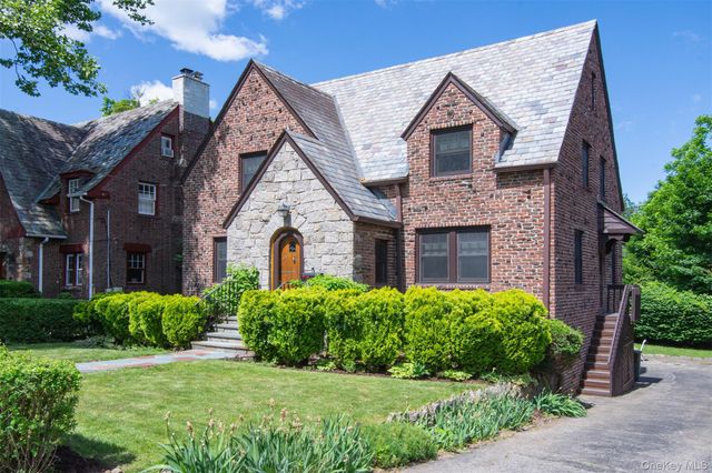 304 Crestwood Avenue, Tuckahoe, NY 10707