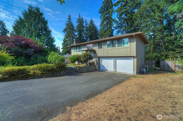 3464 Balsam Boulevard SE, Port Orchard, WA 98366