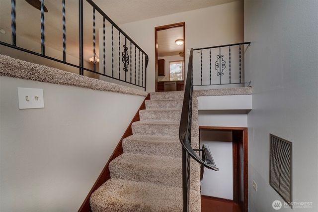3464 Balsam Boulevard SE, Port Orchard, WA 98366