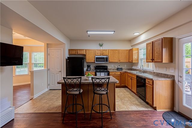 911 Sweet Tessa Dr, Ashland, VA 23005