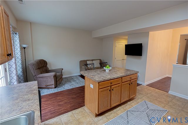 911 Sweet Tessa Dr, Ashland, VA 23005