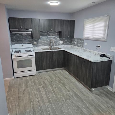15113 Lincoln Avenue, Harvey, IL 60426