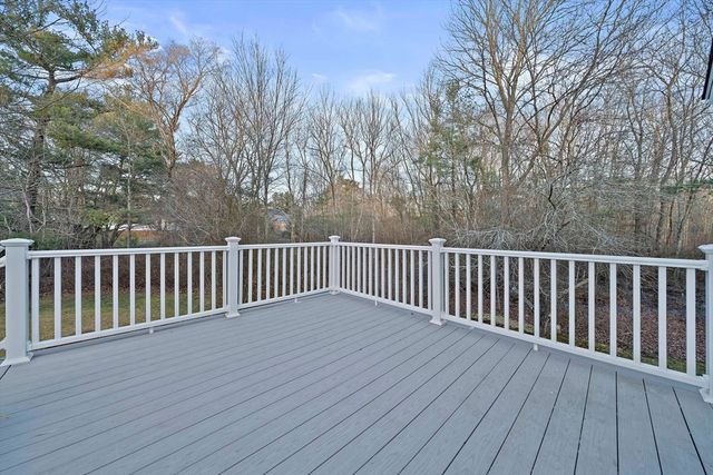 85 Grove St, Hanover, MA 02339