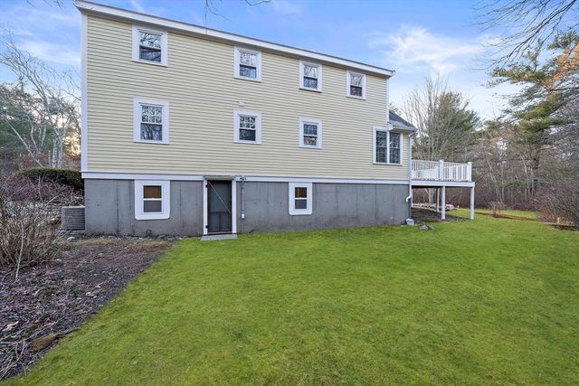 85 Grove St, Hanover, MA 02339