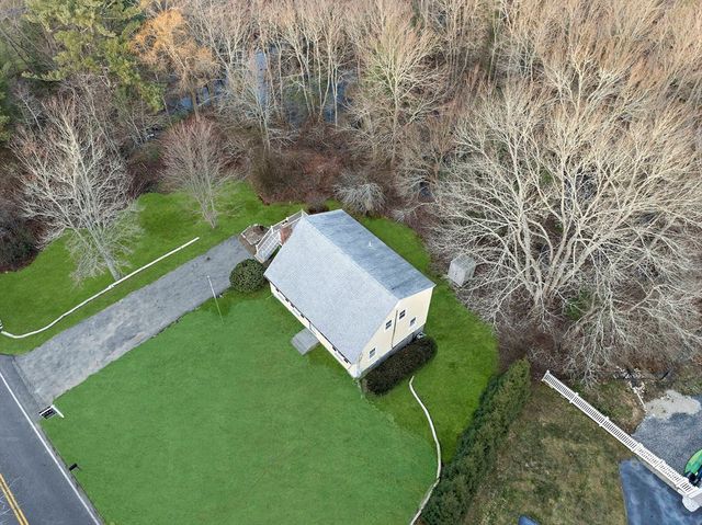 85 Grove St, Hanover, MA 02339