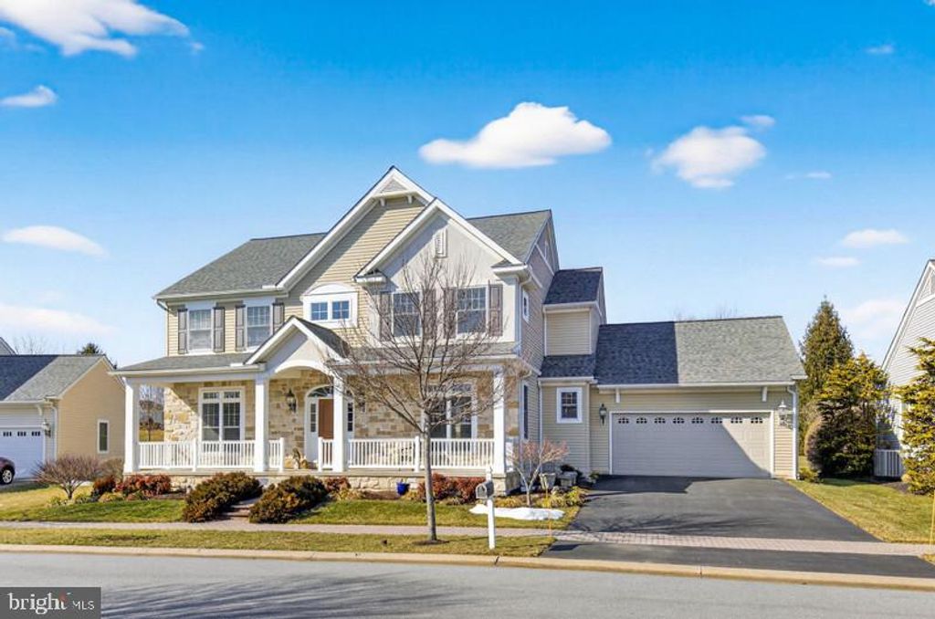 617 DORSET ST, Lititz, PA 17543