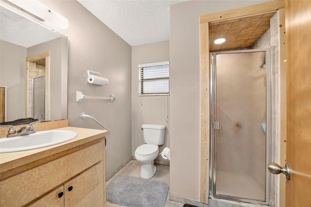 3820 NE 16TH COURT, Ocala, FL 34479