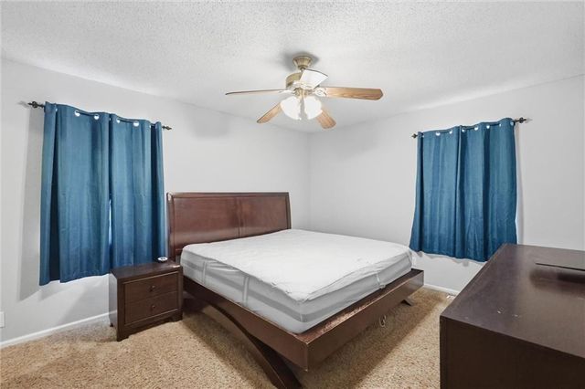 1207 S 104 Street, Edwardsville, KS 66111