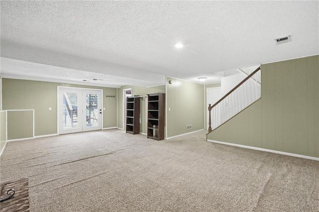 1207 S 104 Street, Edwardsville, KS 66111