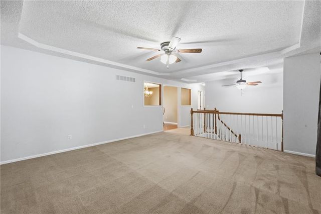 1207 S 104 Street, Edwardsville, KS 66111