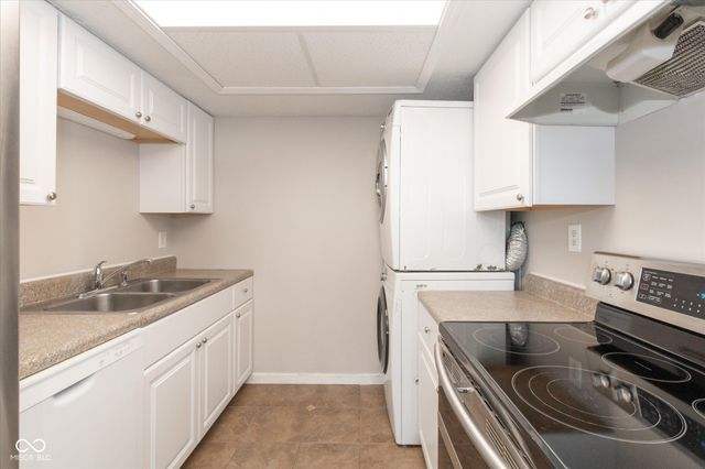 2850 Punto Alto Court, Indianapolis, IN 46227