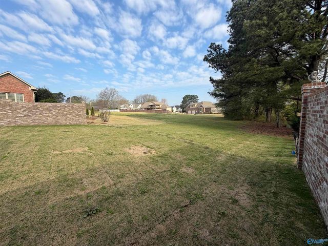 22059 Merlot Drive, Athens, AL 35613