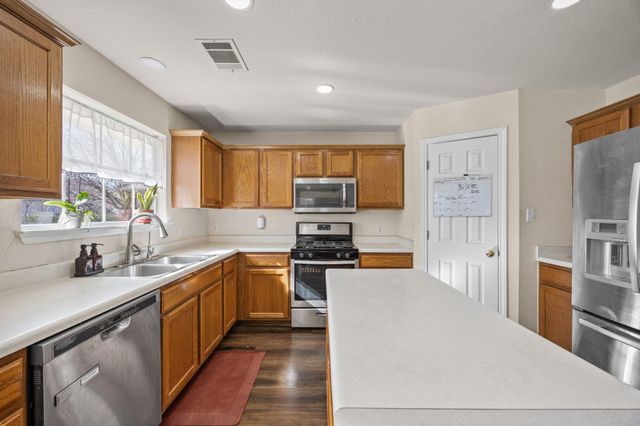 1619 Balmorhea LN, Round Rock, TX 78664