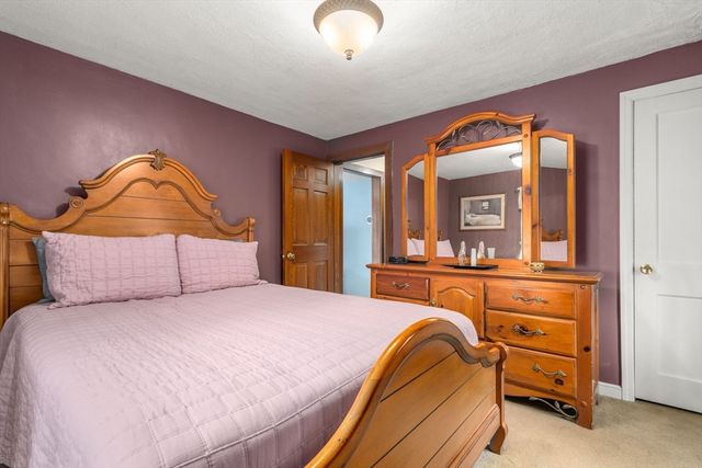 40 Colby Ave, Worcester, MA 01605