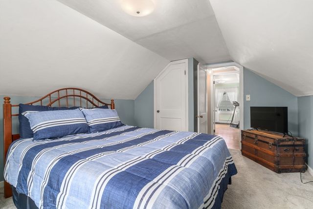 40 Colby Ave, Worcester, MA 01605