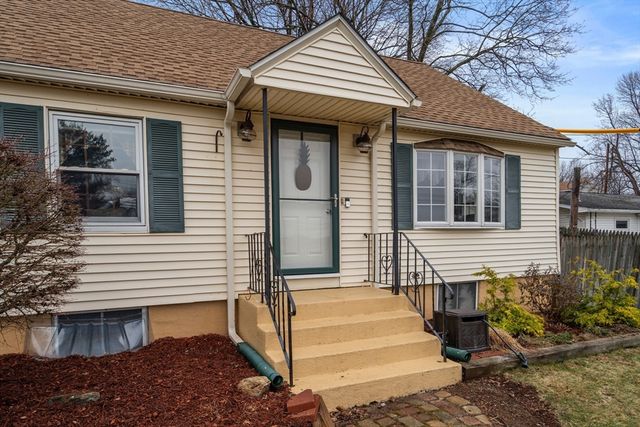 40 Colby Ave, Worcester, MA 01605