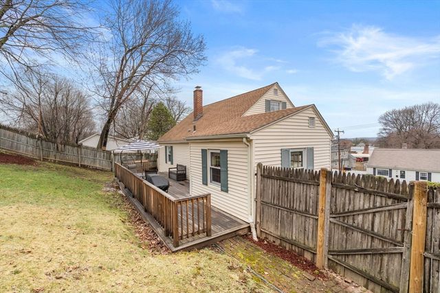 40 Colby Ave, Worcester, MA 01605