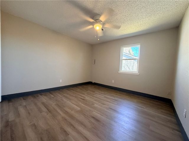 501 David Street B, Springdale, AR 72764