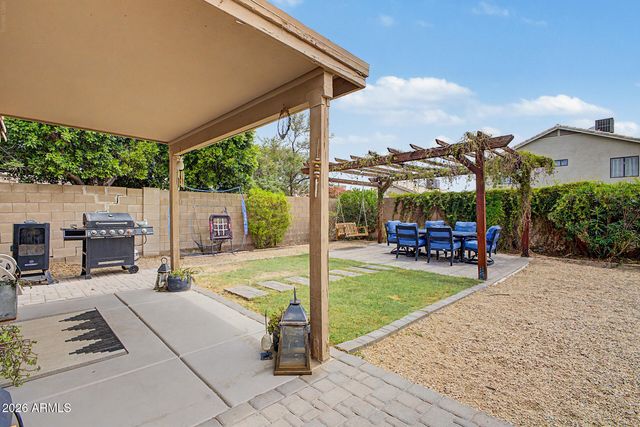 2145 E WILLIAMS Drive, Phoenix, AZ 85024