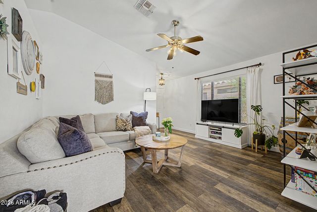 2145 E WILLIAMS Drive, Phoenix, AZ 85024