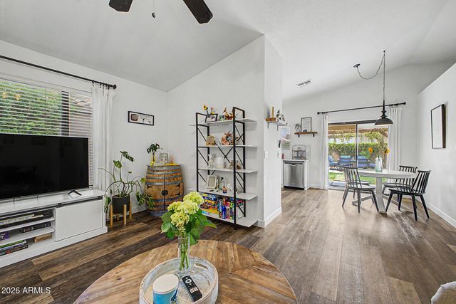 2145 E WILLIAMS Drive, Phoenix, AZ 85024