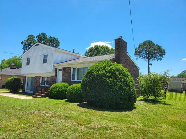 407 Shoreline DR, Hampton, VA 23669