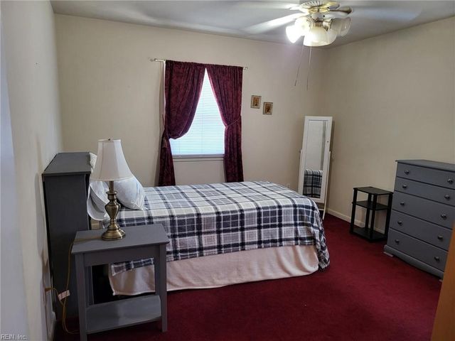 407 Shoreline DR, Hampton, VA 23669
