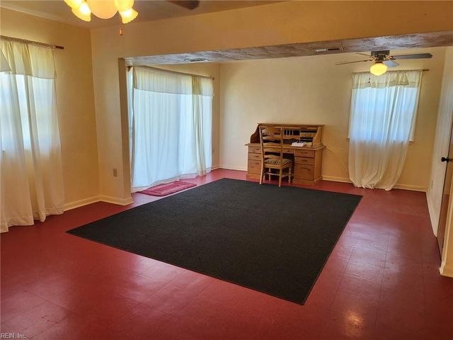 407 Shoreline DR, Hampton, VA 23669