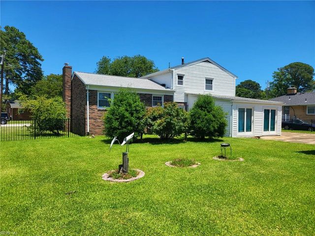 407 Shoreline DR, Hampton, VA 23669