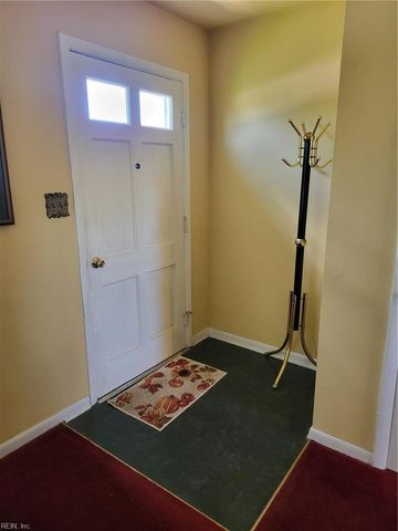 407 Shoreline DR, Hampton, VA 23669