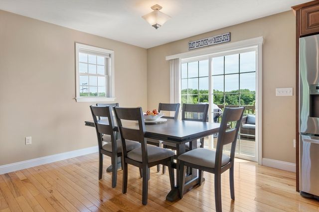 73 Franklin St, Halifax, MA 02338