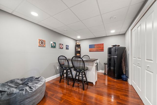 73 Franklin St, Halifax, MA 02338