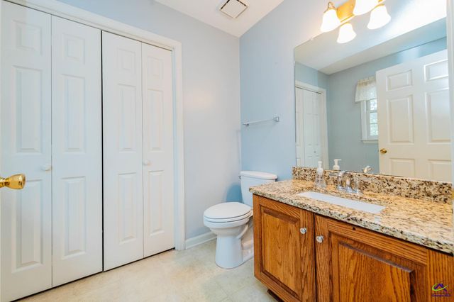 6137 N Wesleyan Drive, Macon, GA 31210