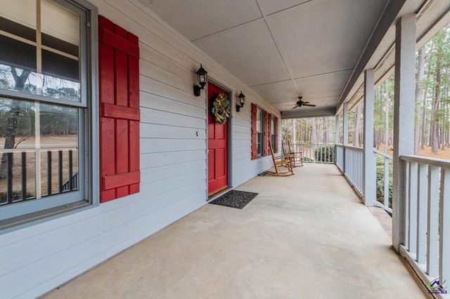 6137 N Wesleyan Drive, Macon, GA 31210