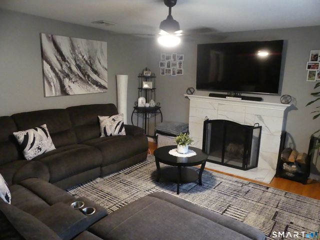 320 Jerome Avenue, Bristol, CT 06010
