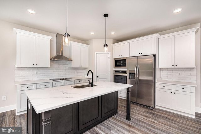 6608 WATER VIEW LN, Mineral, VA 23117