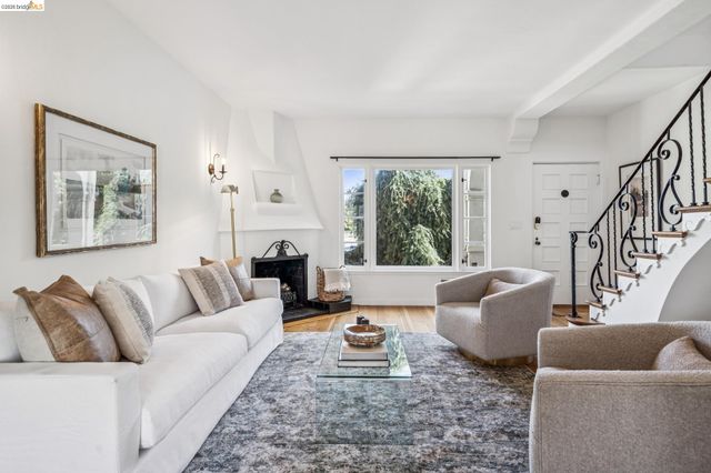 47 Excelsior Ct 43, Oakland, CA 94610