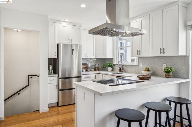 47 Excelsior Ct 43, Oakland, CA 94610