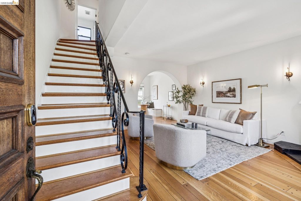 47 Excelsior Ct 43, Oakland, CA 94610