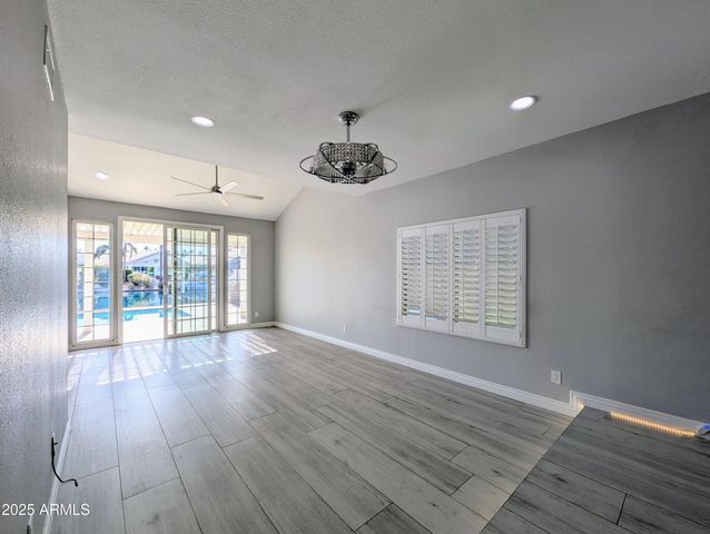 1337 W WINDRIFT Way, Gilbert, AZ 85233